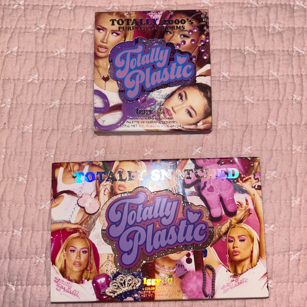 Iggy Azalea Totally Plastic Eyeshadow Palette Set